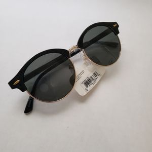 Solar Accents Black and Silver Sorority Sunglasses - NWT